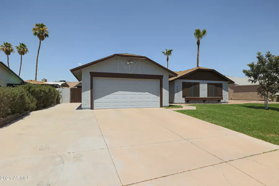 6358 W PORT AU PRINCE Lane, Glendale, AZ 85306