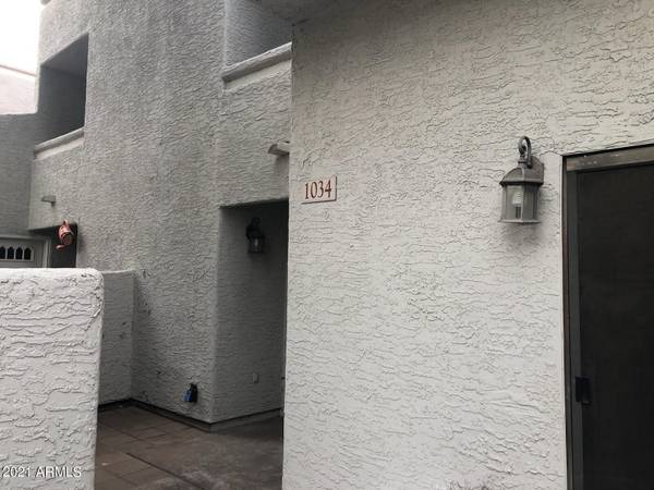 Tempe, AZ 85281,850 S River Drive #1034