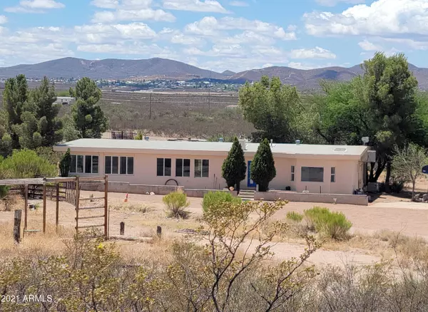 545 W DESERT MEADOWS Road, Tombstone, AZ 85638