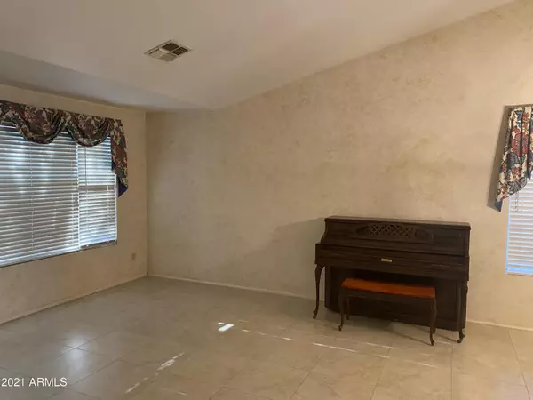 Glendale, AZ 85303,7579 W MONTEBELLO Avenue