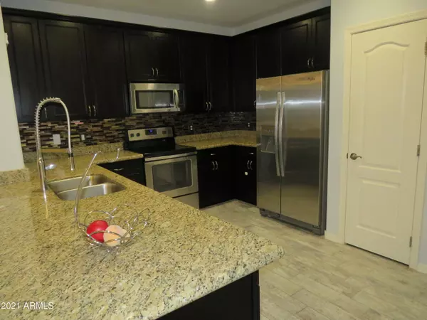 Mesa, AZ 85209,7726 E BASELINE Road #221