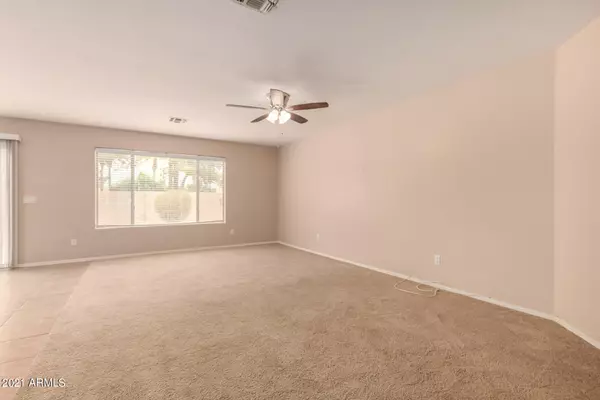 Maricopa, AZ 85138,43714 W CALE Drive