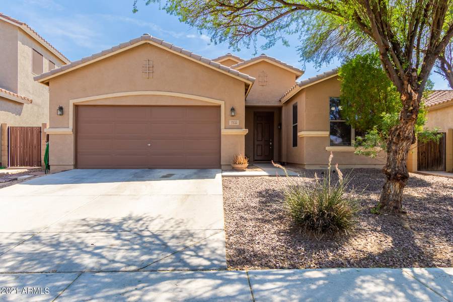 2155 W Desert Seasons Drive, San Tan Valley, AZ 85144