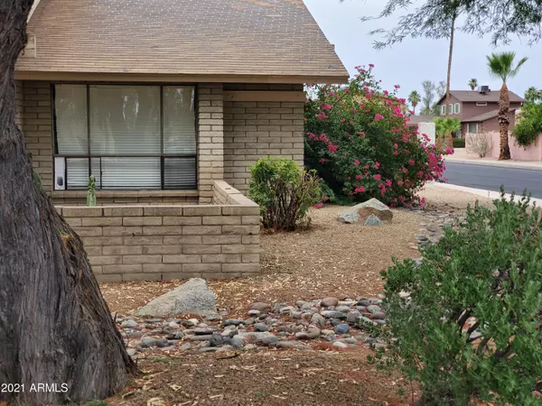 Scottsdale, AZ 85254,4934 E REDFIELD Road