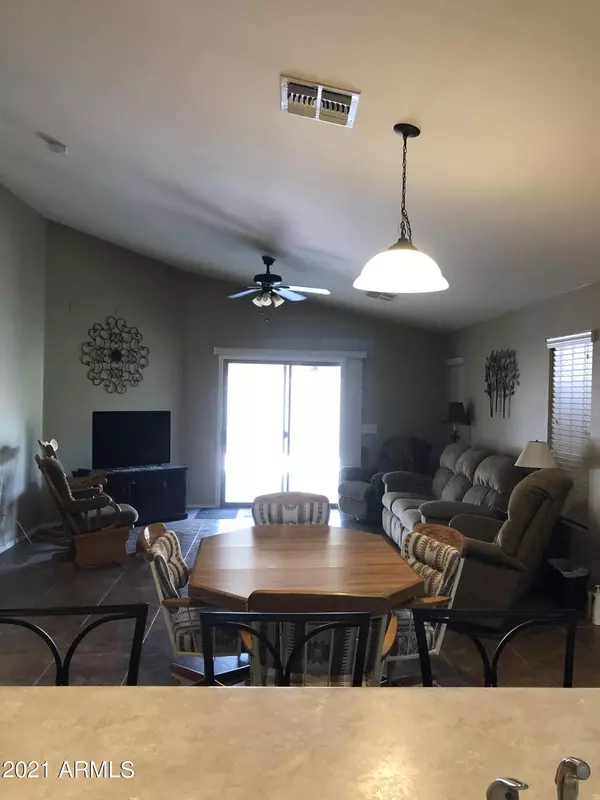 San Tan Valley, AZ 85143,463 W HOLSTEIN Trail