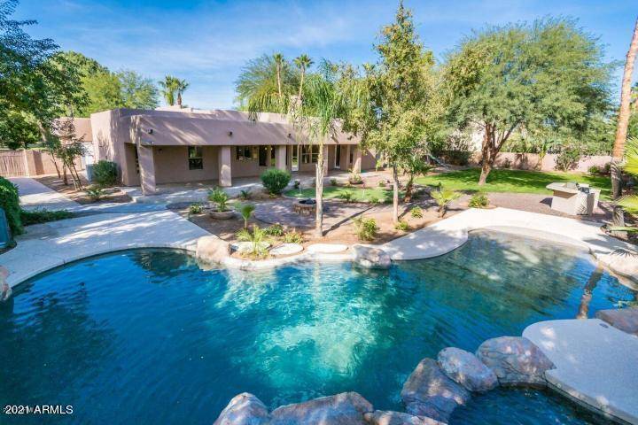 4421 E MILLBRAE Lane, Gilbert, AZ 85234