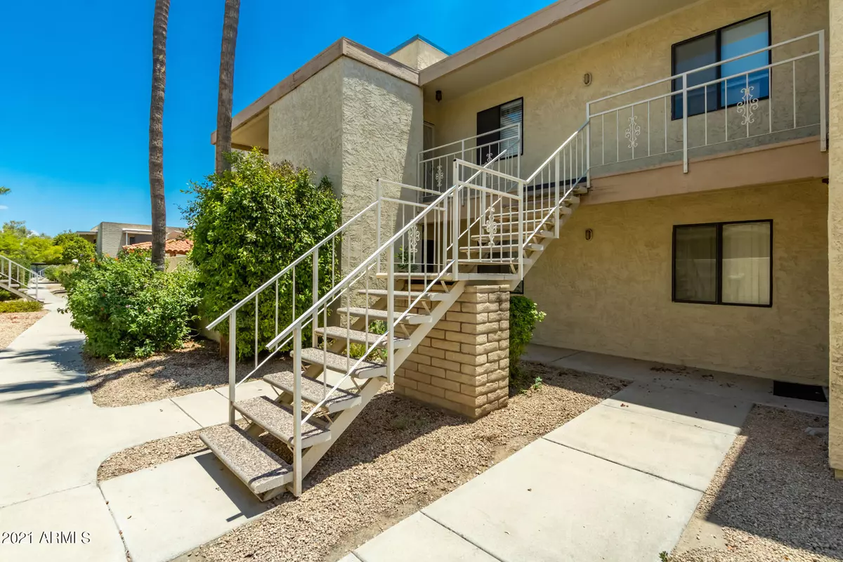 Phoenix, AZ 85032,16635 N CAVE CREEK Road #135