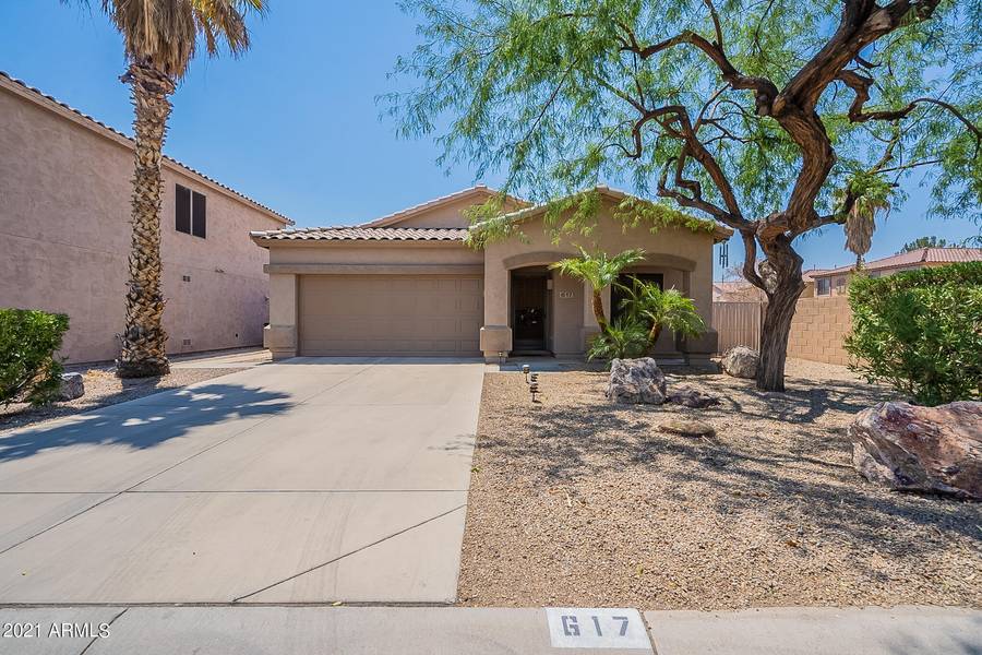 617 E SOLITUDE Trail, San Tan Valley, AZ 85143