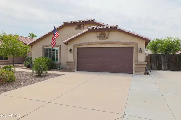 8777 W SALTER Drive, Peoria, AZ 85382