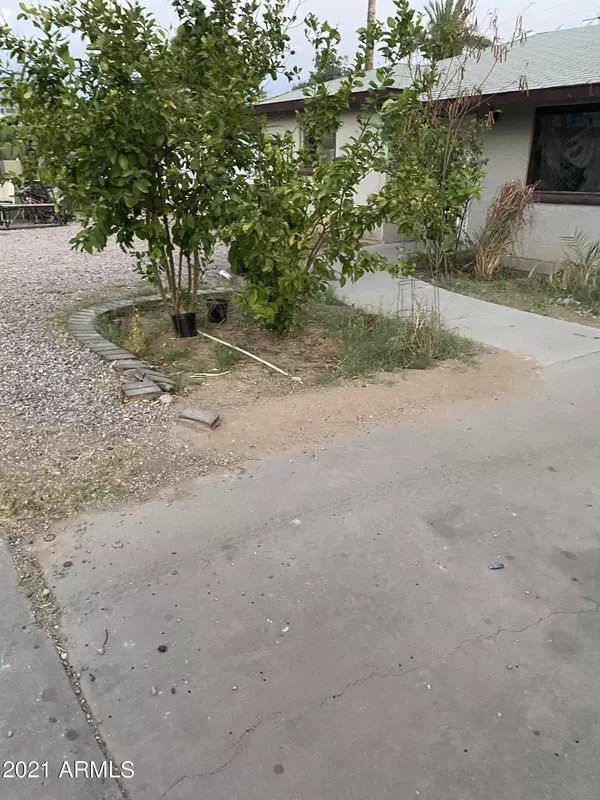 Mesa, AZ 85205,6733 E BILLINGS Street