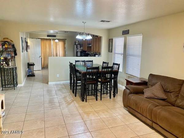 Casa Grande, AZ 85122,634 W JAHNS Court