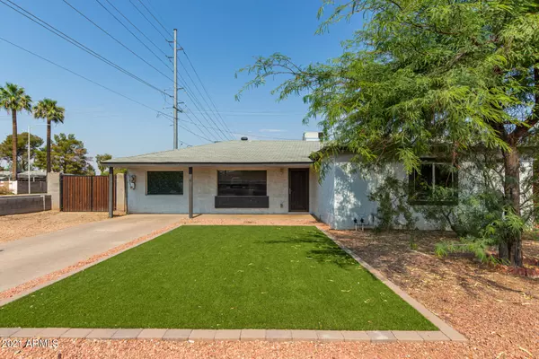 7004 N 11TH Place, Phoenix, AZ 85020