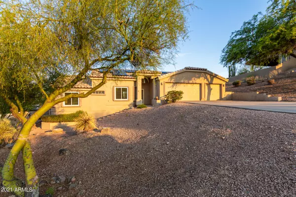 Fountain Hills, AZ 85268,11211 N WOODPECKER BAY --