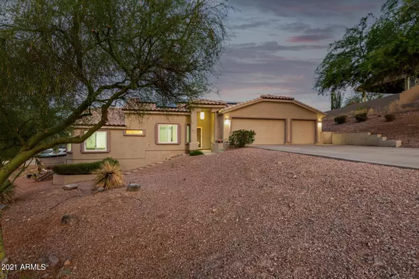 Fountain Hills, AZ 85268,11211 N WOODPECKER BAY --