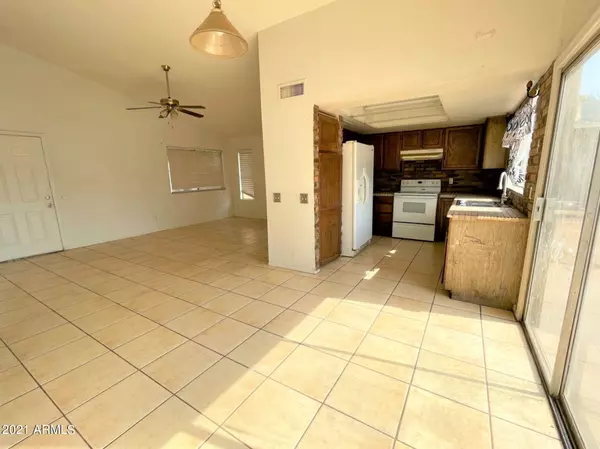 7415 N 69TH Drive, Glendale, AZ 85303