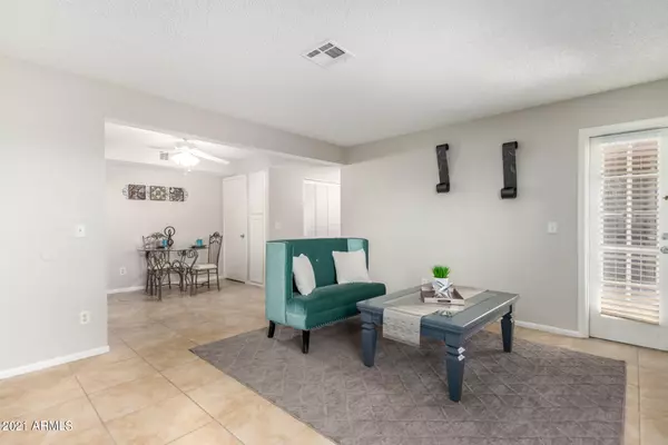 Chandler, AZ 85225,1075 E CHANDLER Boulevard #114