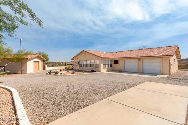 Morristown, AZ 85342,44611 N US HWY 60 89 --