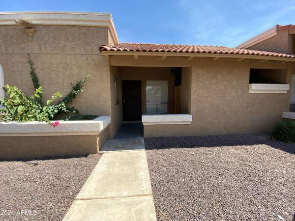 Phoenix, AZ 85027,520 W TONOPAH Drive #6