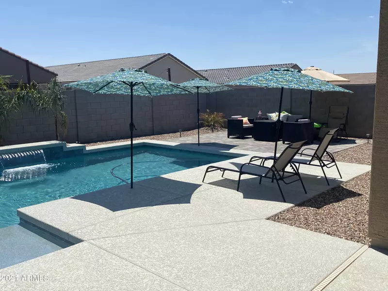 3743 E Appaloosa Drive, San Tan Valley, AZ 85140