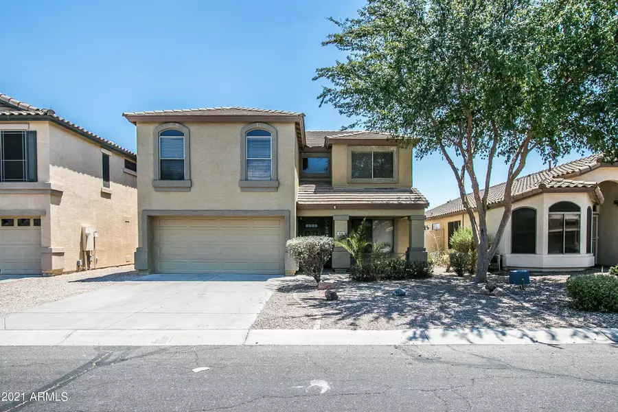 655 E LOVEGRASS Drive, San Tan Valley, AZ 85143