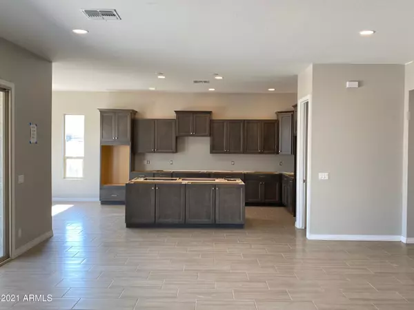 Queen Creek, AZ 85142,21517 E Russet Road