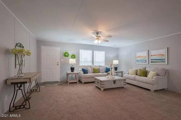 San Tan Valley, AZ 85143,10793 E Horizon Trail