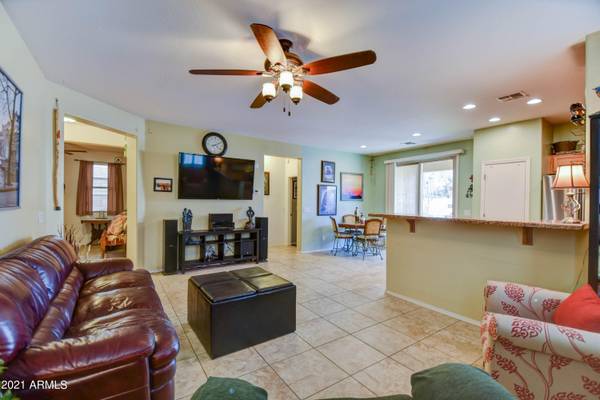 San Tan Valley, AZ 85144,1761 W Half Moon Circle