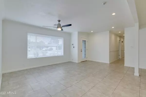 Phoenix, AZ 85015,1601 W TUCKEY Lane