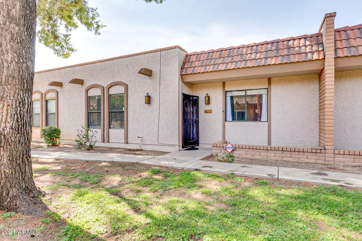 Mesa, AZ 85201,927 N REVERE --