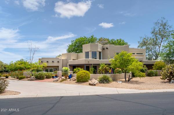 Paradise Valley, AZ 85253,4929 E COCHISE Road