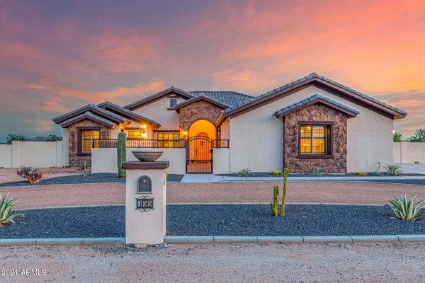 San Tan Valley, AZ 85143,499 W TRIBOULET Lane