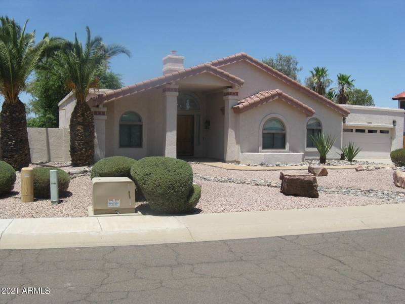 2093 N LAKE SHORE Drive, Casa Grande, AZ 85122