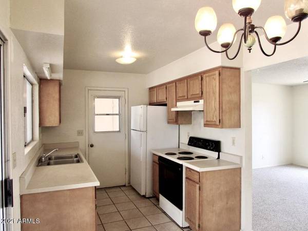 Casa Grande, AZ 85194,784 W CALLE TUBERIA --