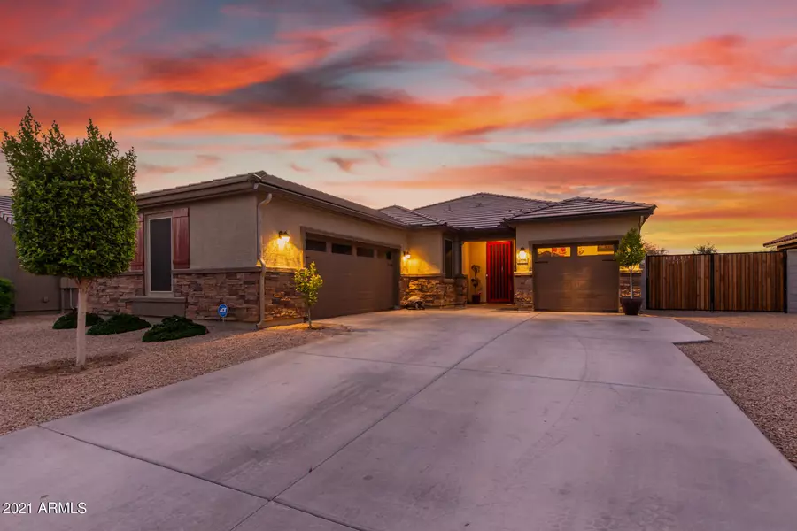 12206 W WINSLOW Avenue, Tolleson, AZ 85353