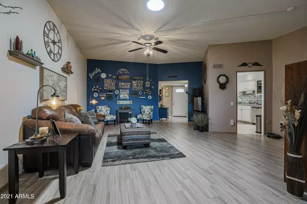 10972 W Coggins Drive, Sun City, AZ 85351