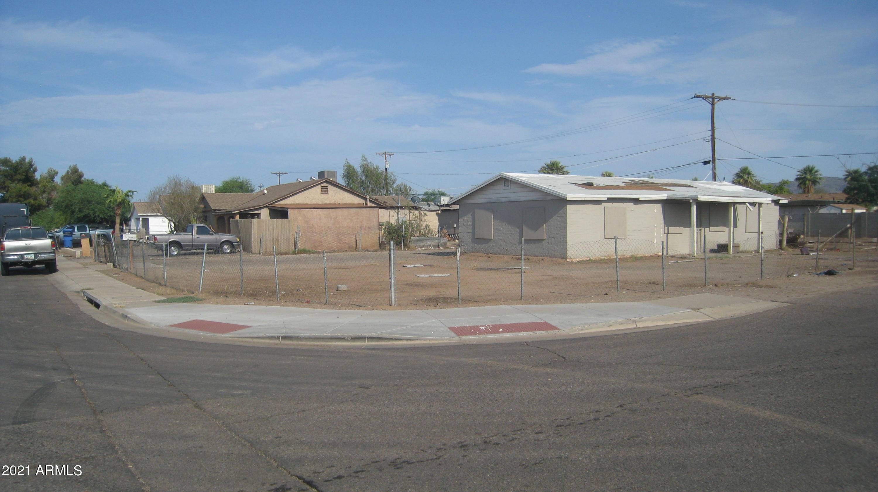145 W SOUTHGATE Avenue, Phoenix, AZ 85041