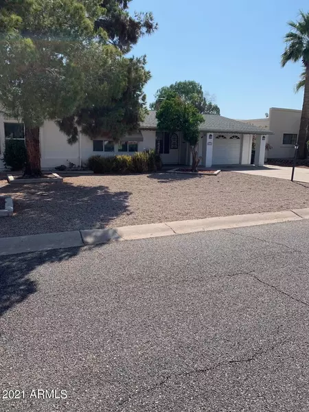 635 S EDGEWATER Drive, Mesa, AZ 85208