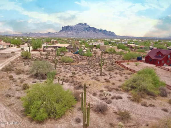 800 E FRONTIER Street #-, Apache Junction, AZ 85119