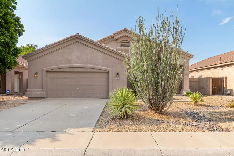 746 E RANCH Road, Gilbert, AZ 85296
