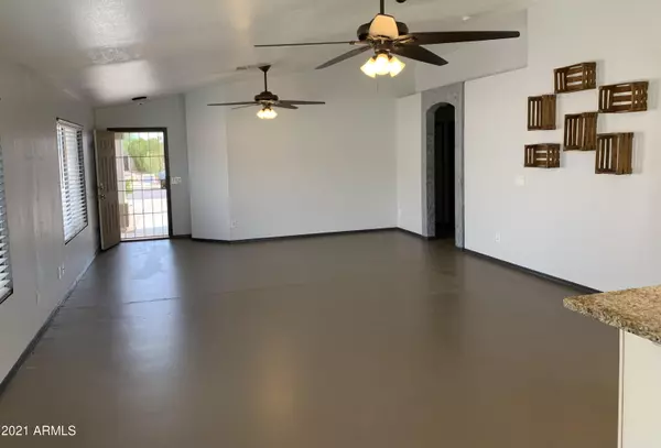 Mesa, AZ 85208,8924 E BRAMBLE Avenue