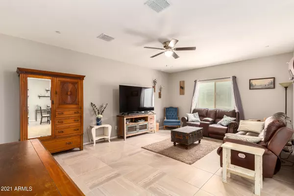 Buckeye, AZ 85396,21158 W HOLLY Street