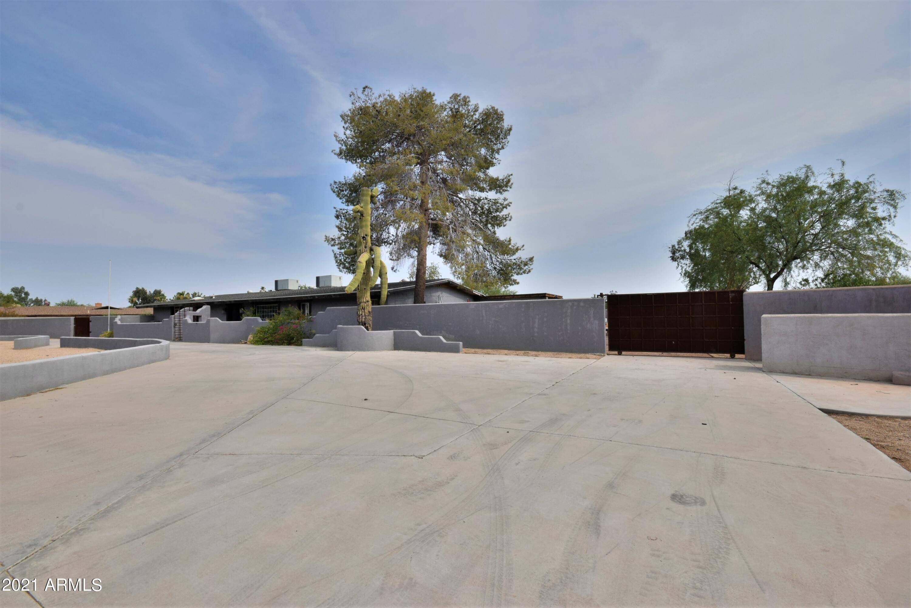 Scottsdale, AZ 85260,8521 E Desert Cove Avenue