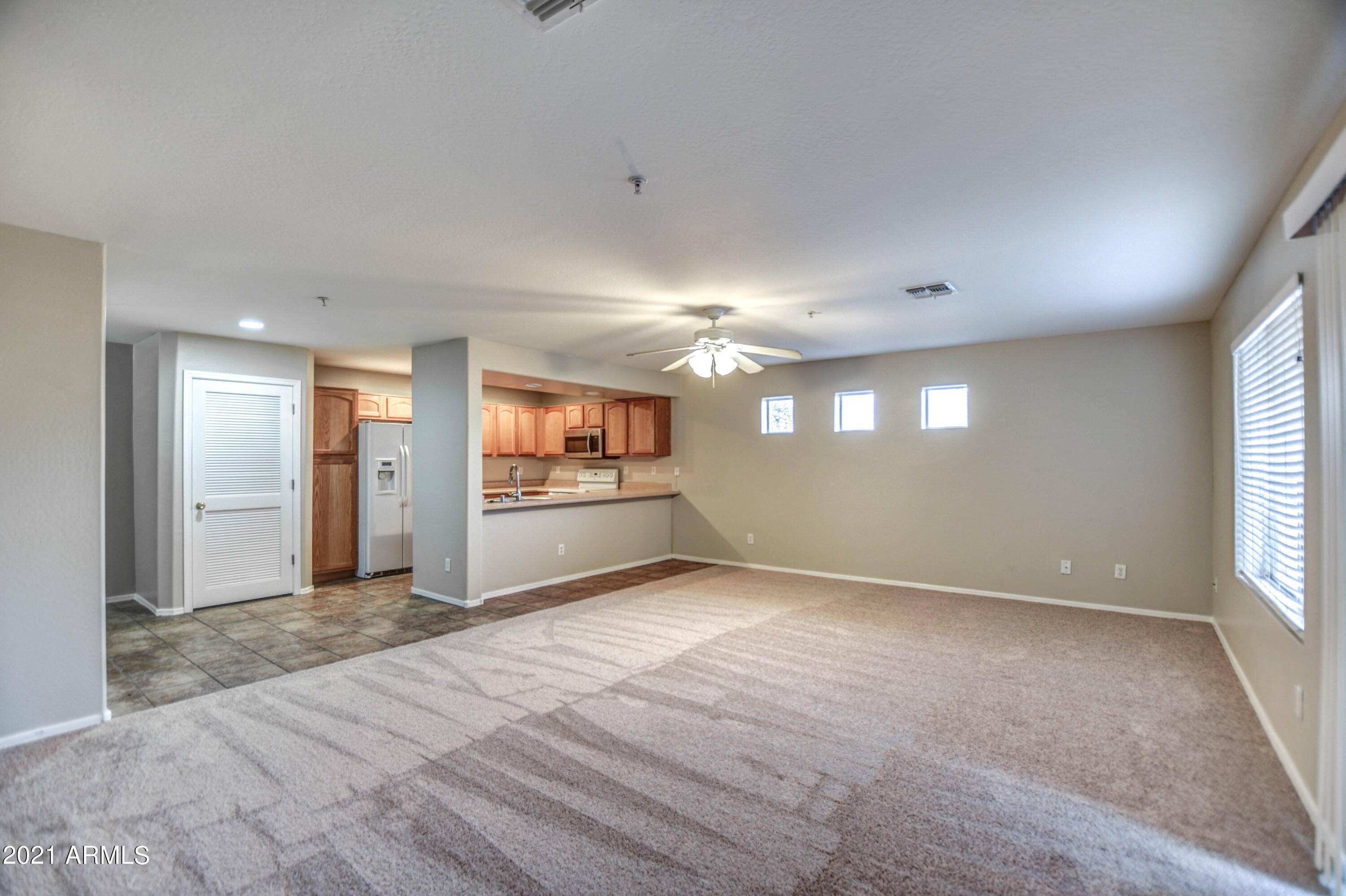 Phoenix, AZ 85032,16015 N 30TH Street #124