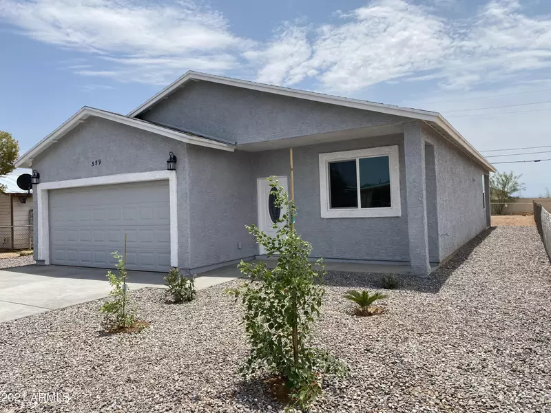 559 W DEWEY Avenue, Coolidge, AZ 85128