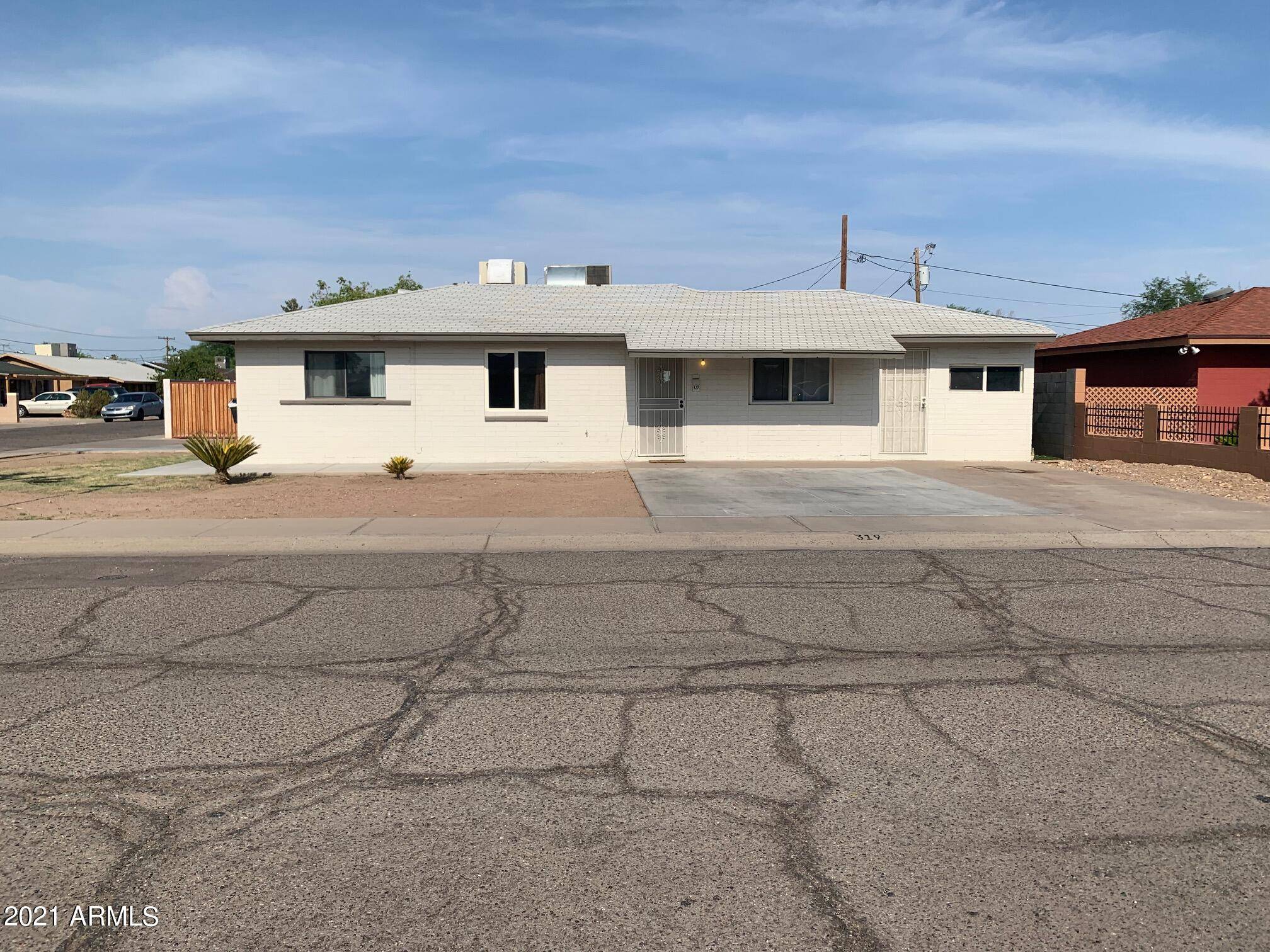 319 N 3RD Avenue, Avondale, AZ 85323