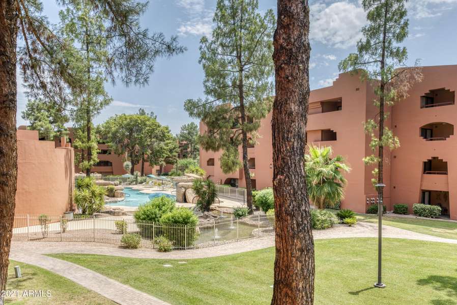 12222 N PARADISE VILLAGE Parkway S #222, Phoenix, AZ 85032