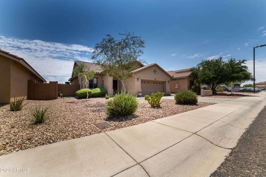 22183 W SHADOW Drive, Buckeye, AZ 85326