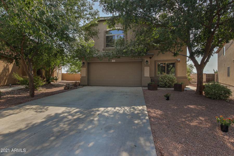 37848 N AMY Lane, San Tan Valley, AZ 85140