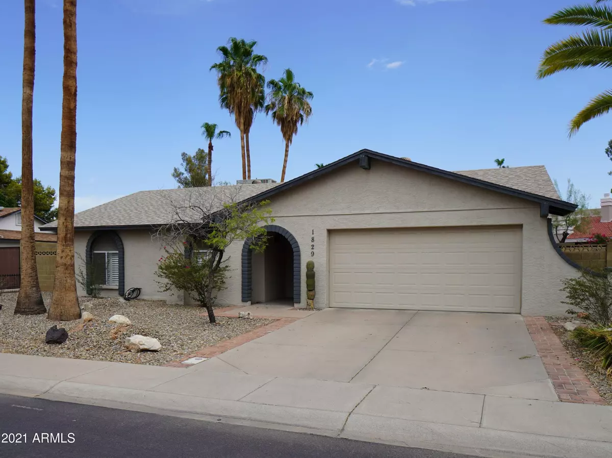 Chandler, AZ 85224,1829 N TAMARISK Street