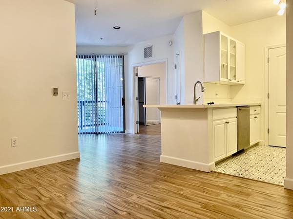 1701 E COLTER Street #207, Phoenix, AZ 85016